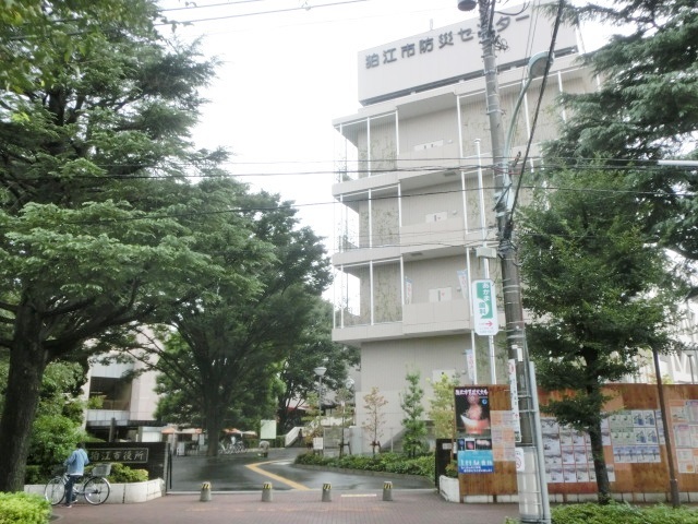 狛江市役所 492m