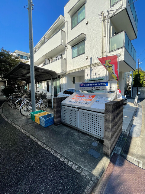 敷地内・建物