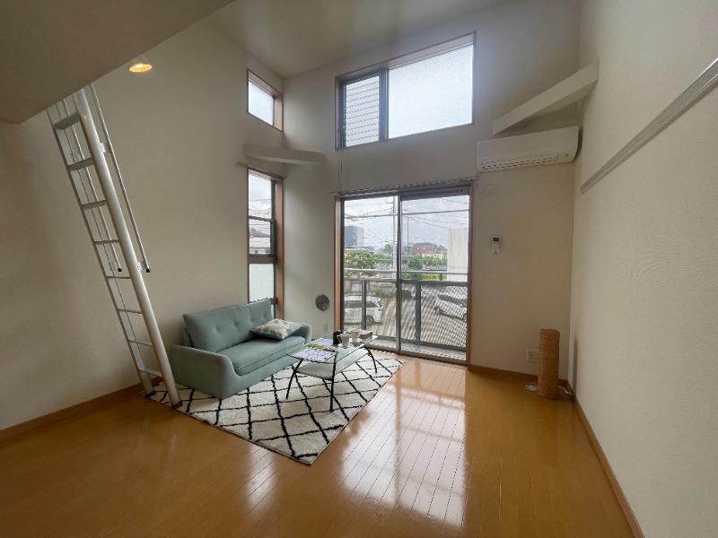 広々8帖の洋室♪