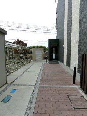 敷地内・建物