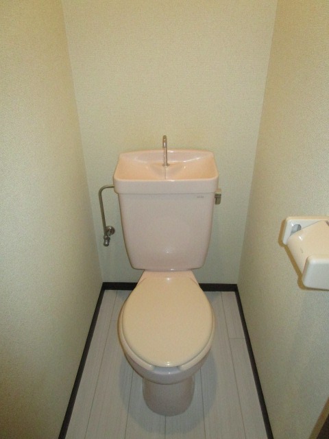 ＊退去前であるため、同タイプの写真を掲載しています。