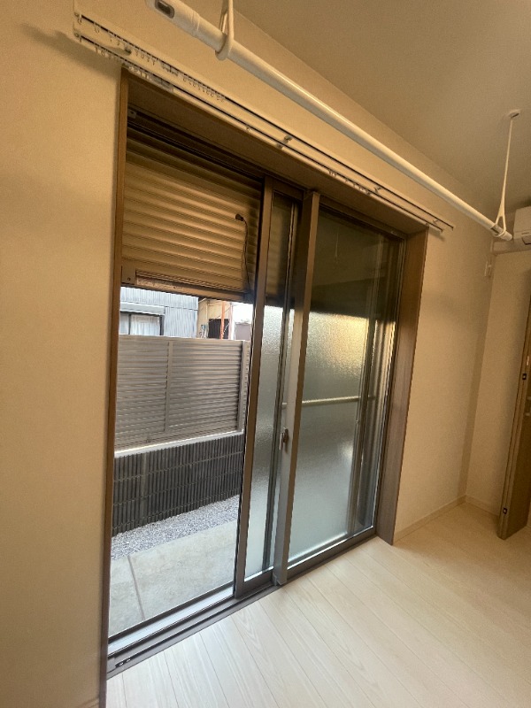 ※防犯シャッター付