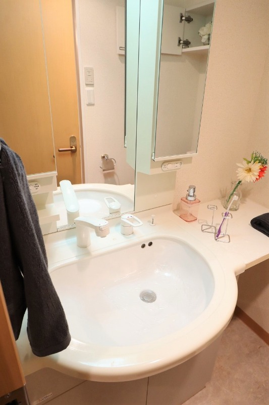 ◇忙しい朝にうれしい独立タイプの洗面台◇