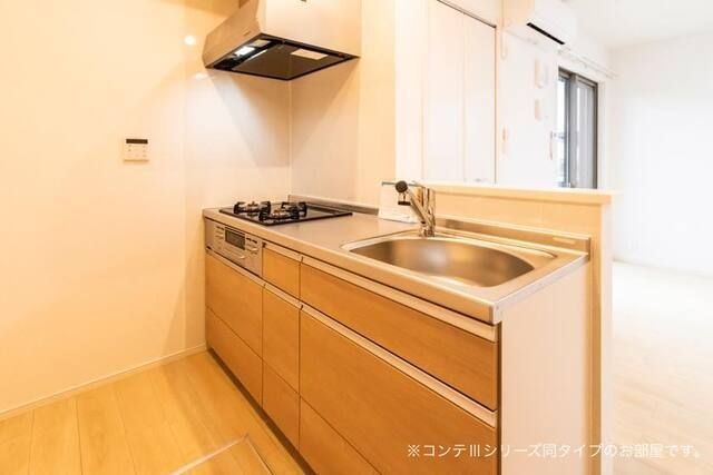 シリーズ同タイプの写真