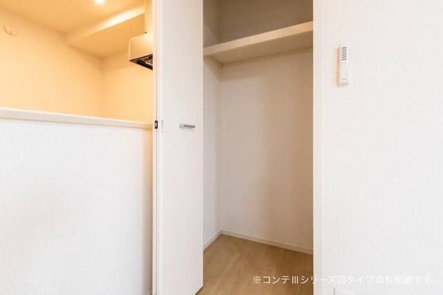 シリーズ同タイプの写真