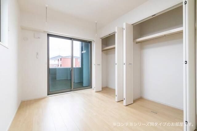 シリーズ同タイプの写真