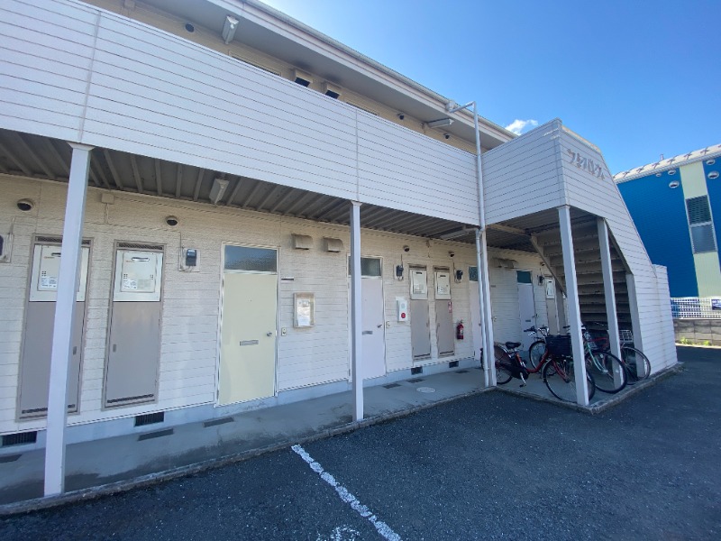 敷地内・建物
