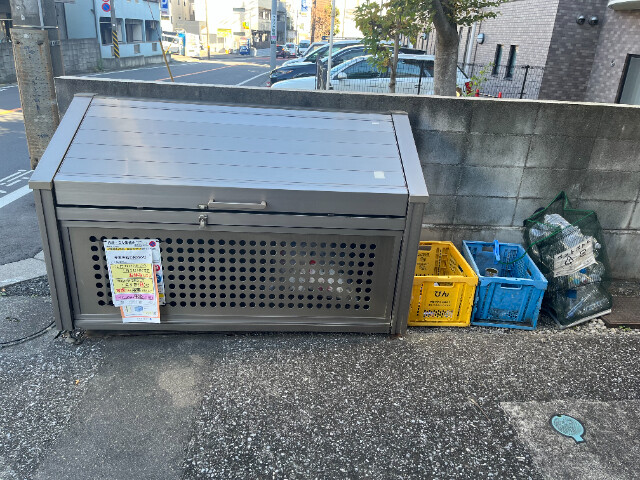 ごみ置き場