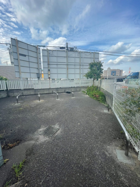 バイク置き場