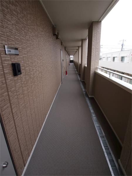 敷地内・建物
