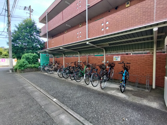 敷地内・建物