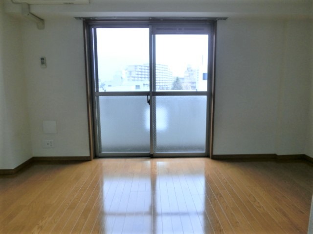 ※同タイプの違うお部屋のお写真です。