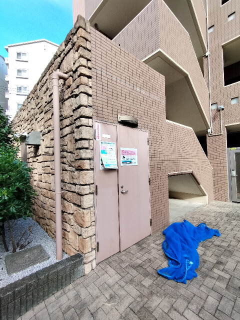 敷地内・建物