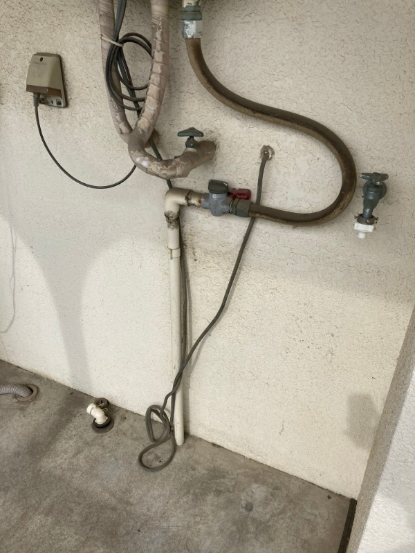 室外洗濯機置場