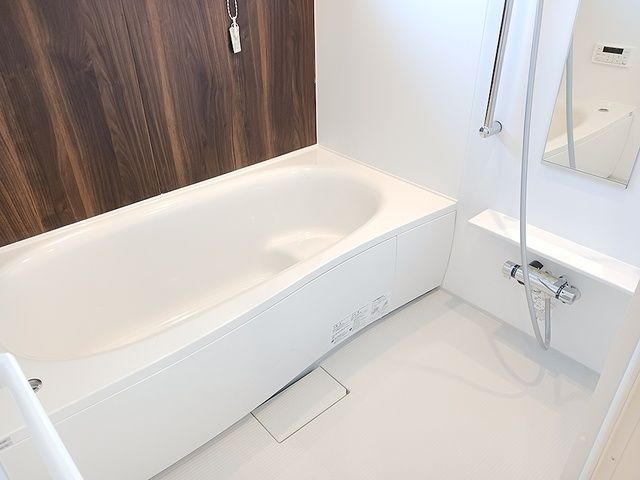 バス