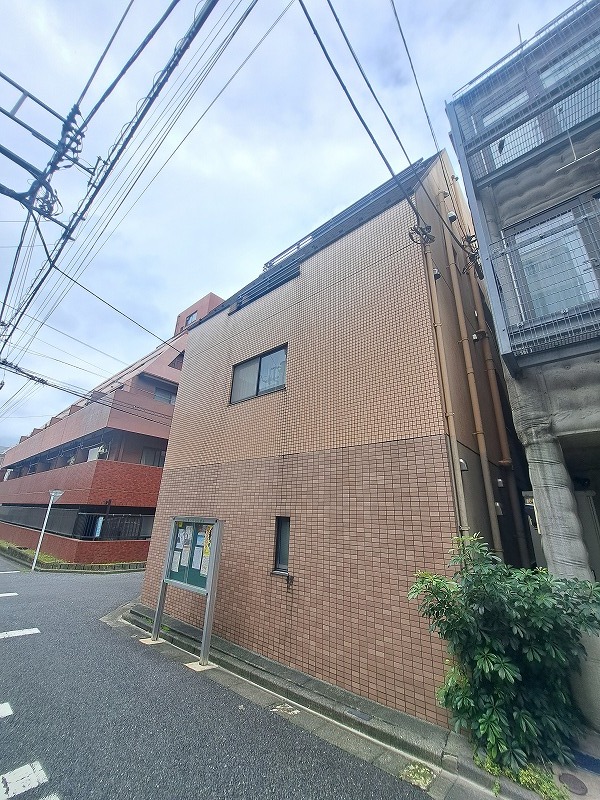 敷地内・建物