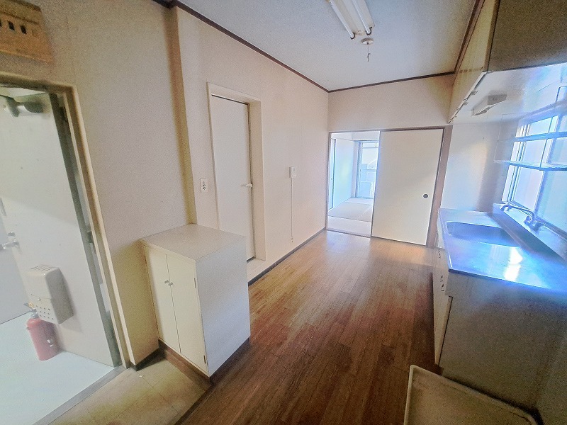 ※掲載の写真は別号室の参考写真です。