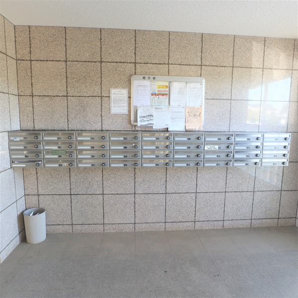敷地内・建物