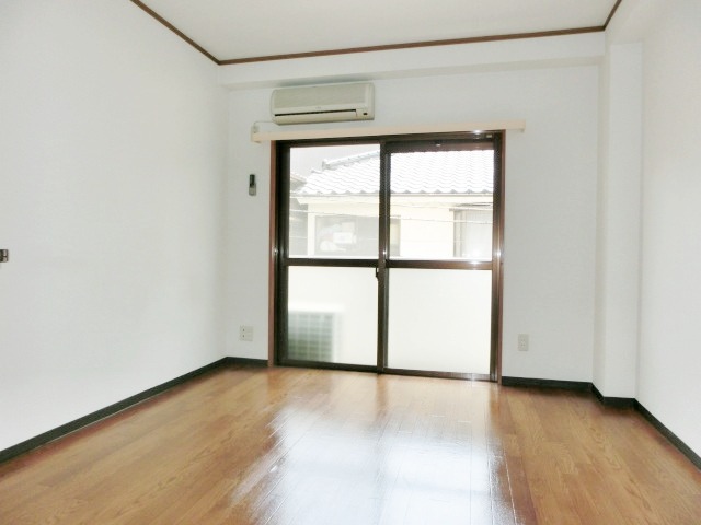 ※別部屋の参考写真です