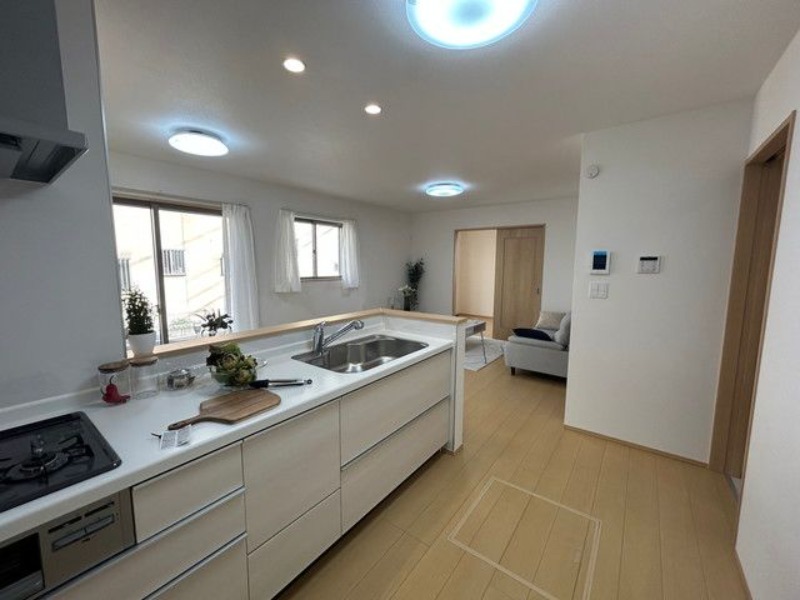 ※掲載写真の家具・小物等は撤去済みです。