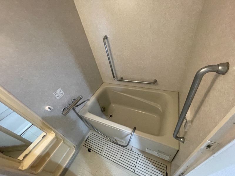 バス