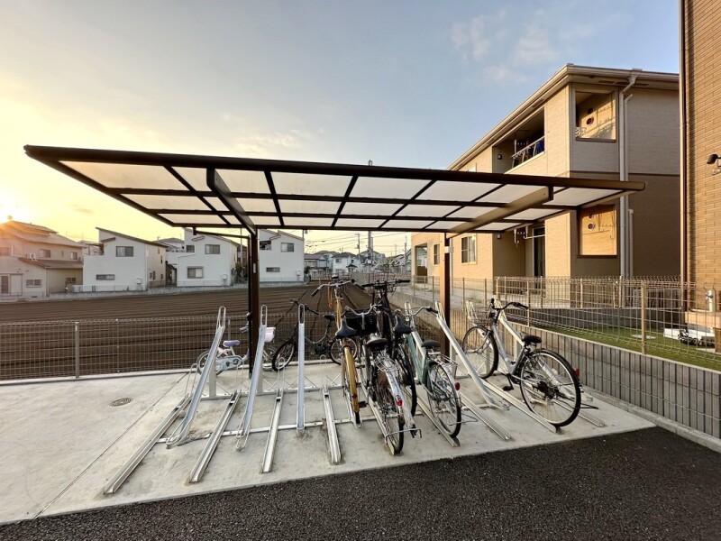 敷地内・建物