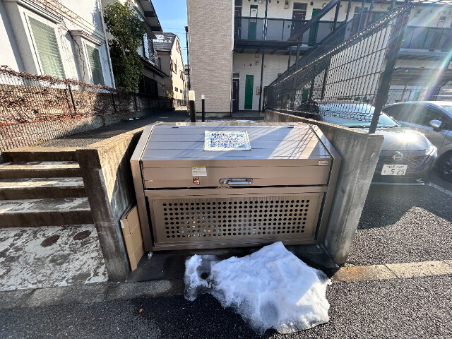 敷地内・建物