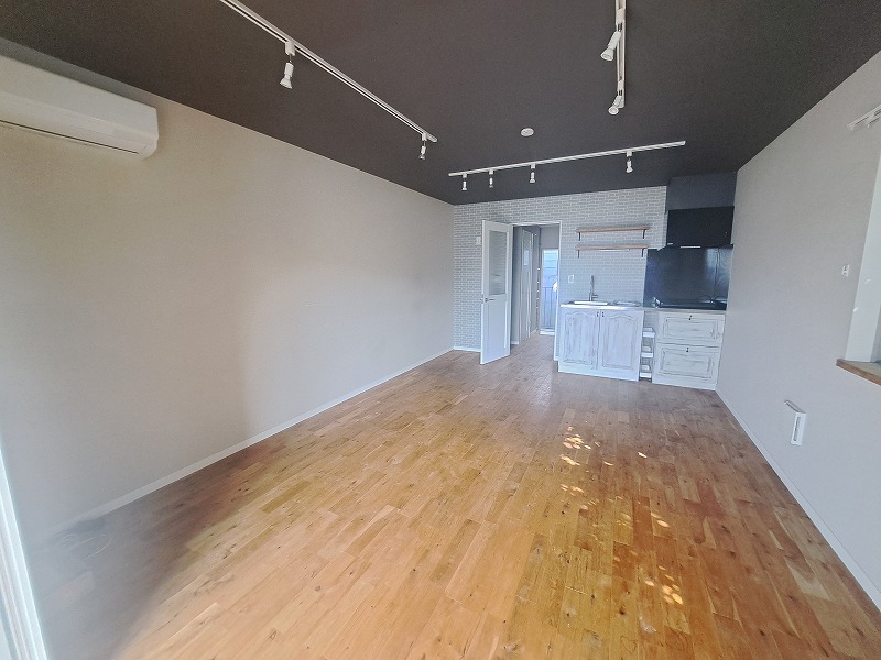 ※別号室の参考写真です。