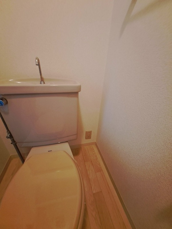 ※別号室の参考写真になります。