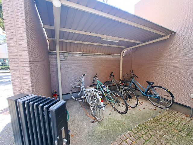 敷地内・建物
