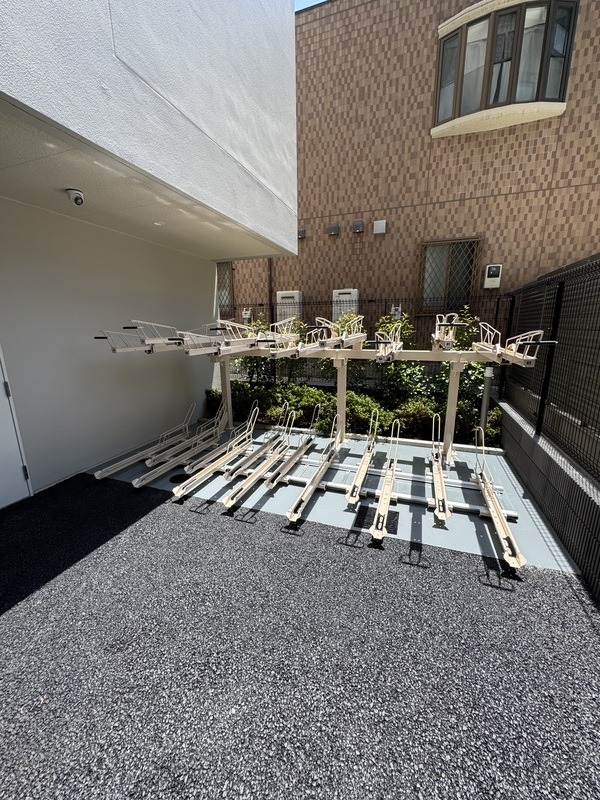 敷地内・建物