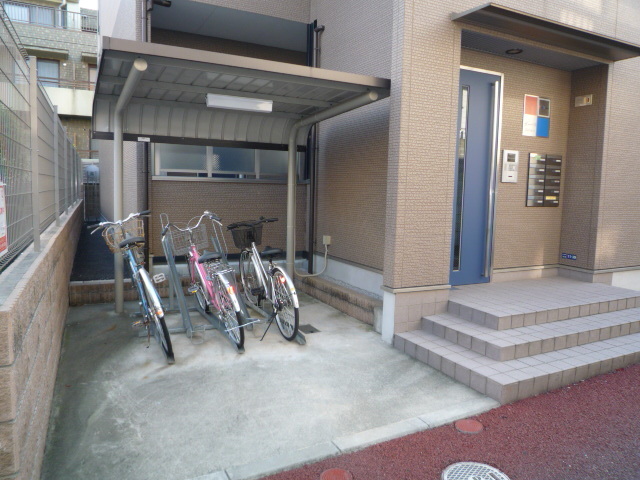 敷地内/建物