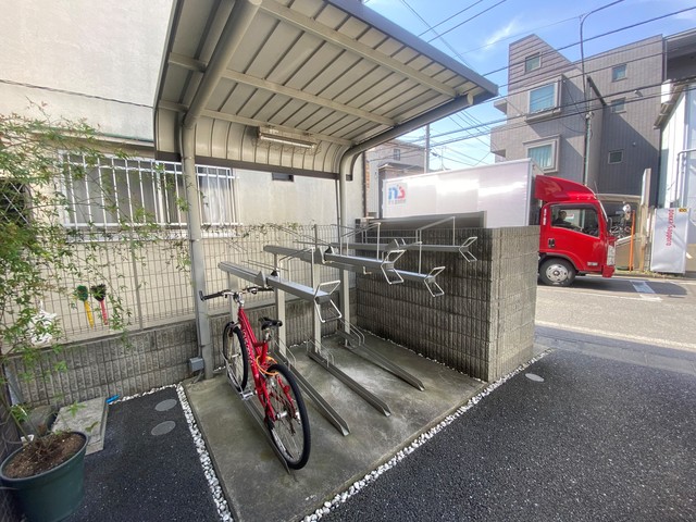 屋根付き駐輪場★