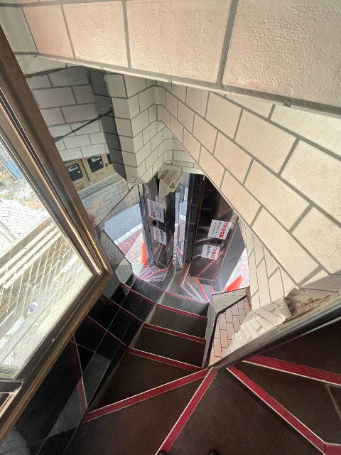 敷地内・建物