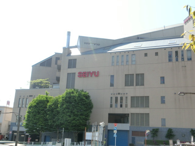 西友成増店 326m