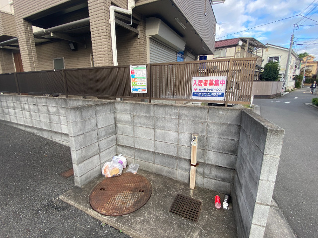 敷地内・建物