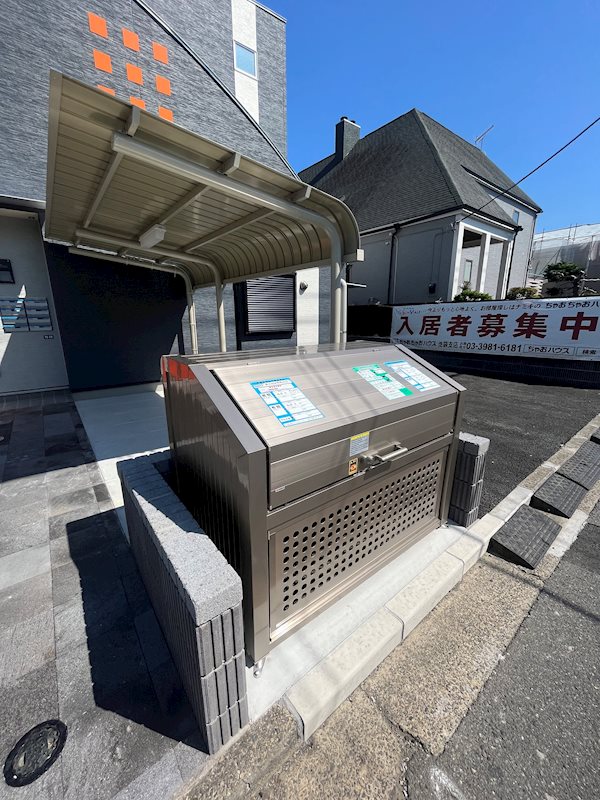 敷地内ゴミストッカー