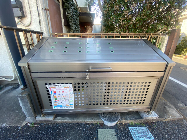 敷地内・建物