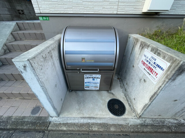 敷地内・建物