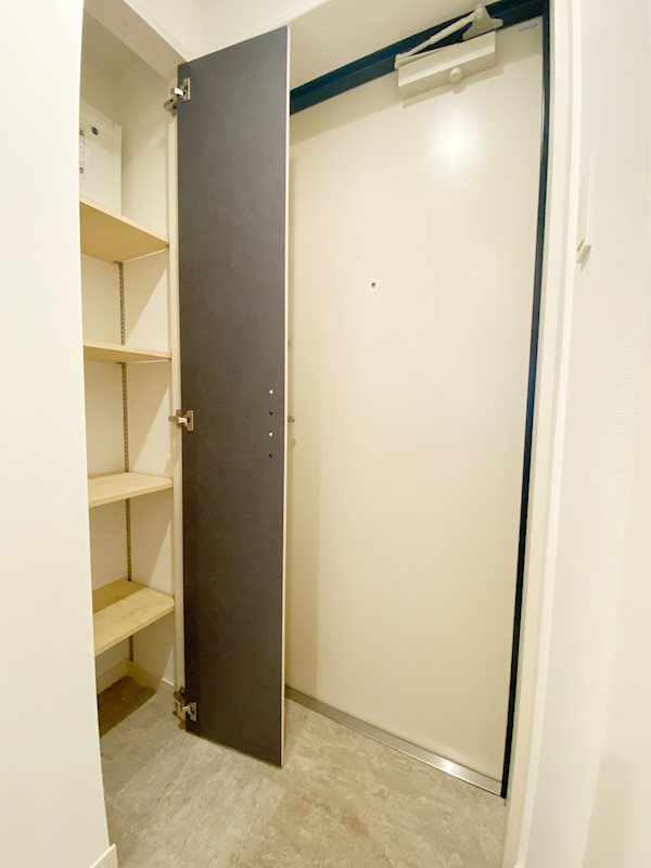 シンプルなデザイン