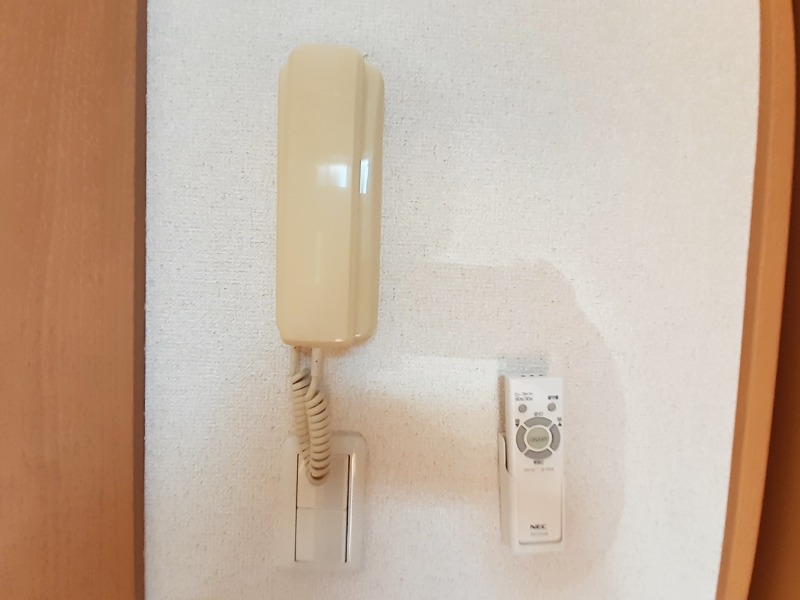 インターホン