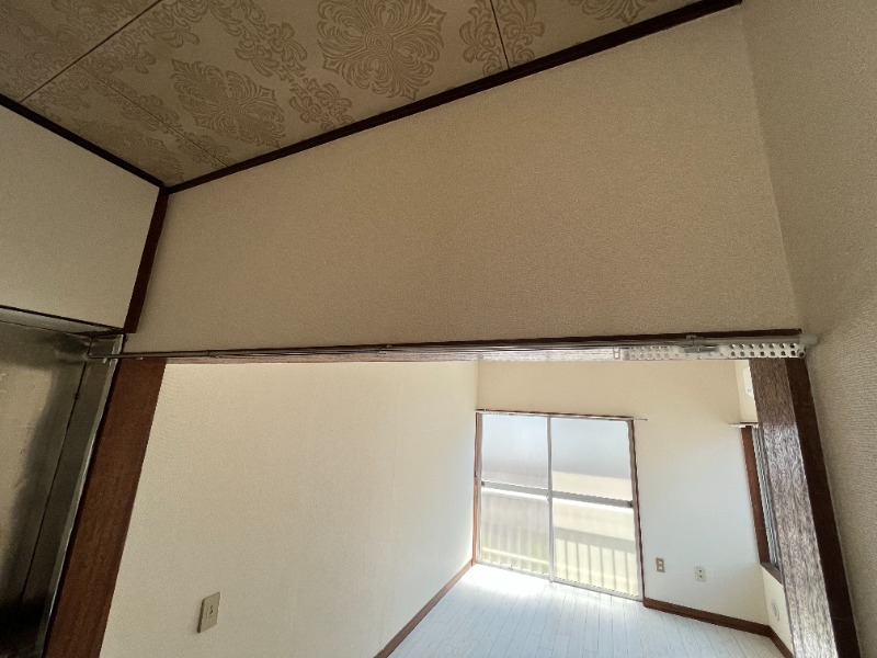 キッチンと洋室をカーテンで仕切れます！
