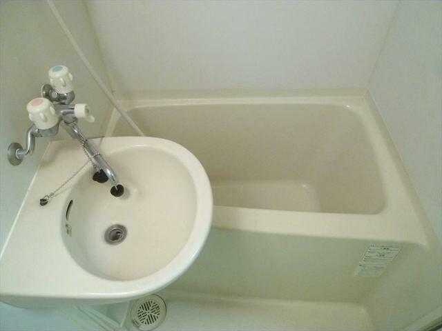バス