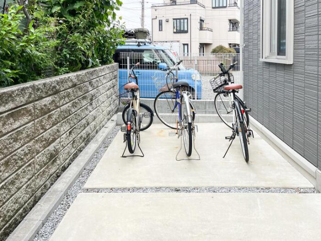 敷地内・建物