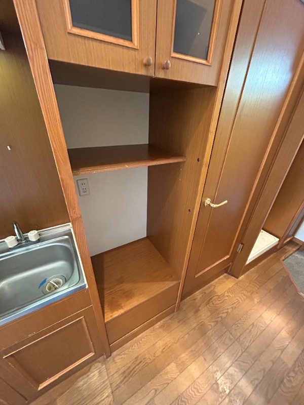 冷蔵庫置き場（別部屋）