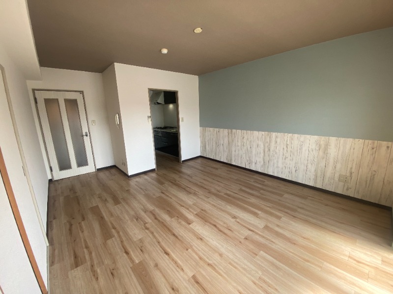 ※写真はすべて別部屋です