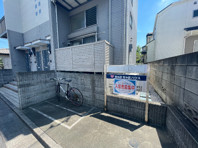 敷地内・建物