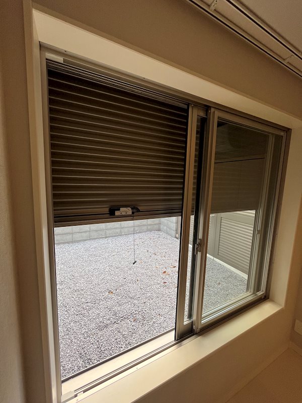 防犯シャッターつき！