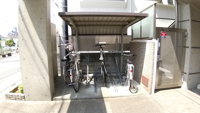 敷地内/建物