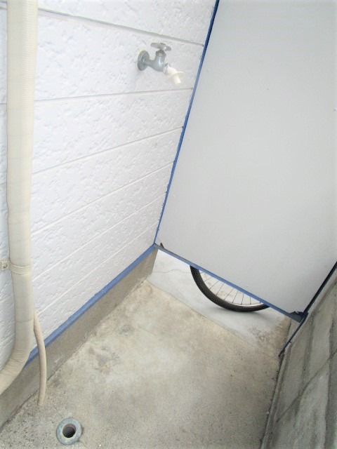 室外洗濯機置き場